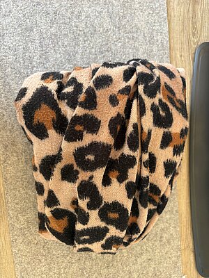 Foulard motif tigre